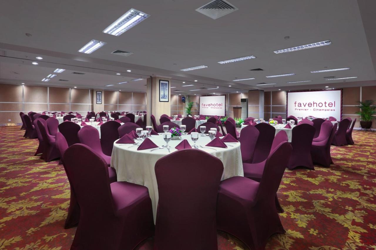 Favehotel Premier Cihampelas Bandung Esterno foto